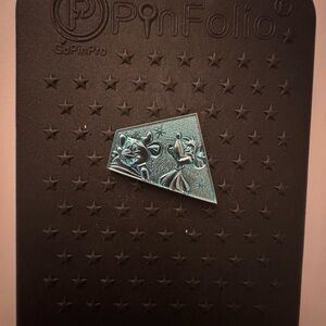 Disney Cinderella Glass Slipper blind box pin